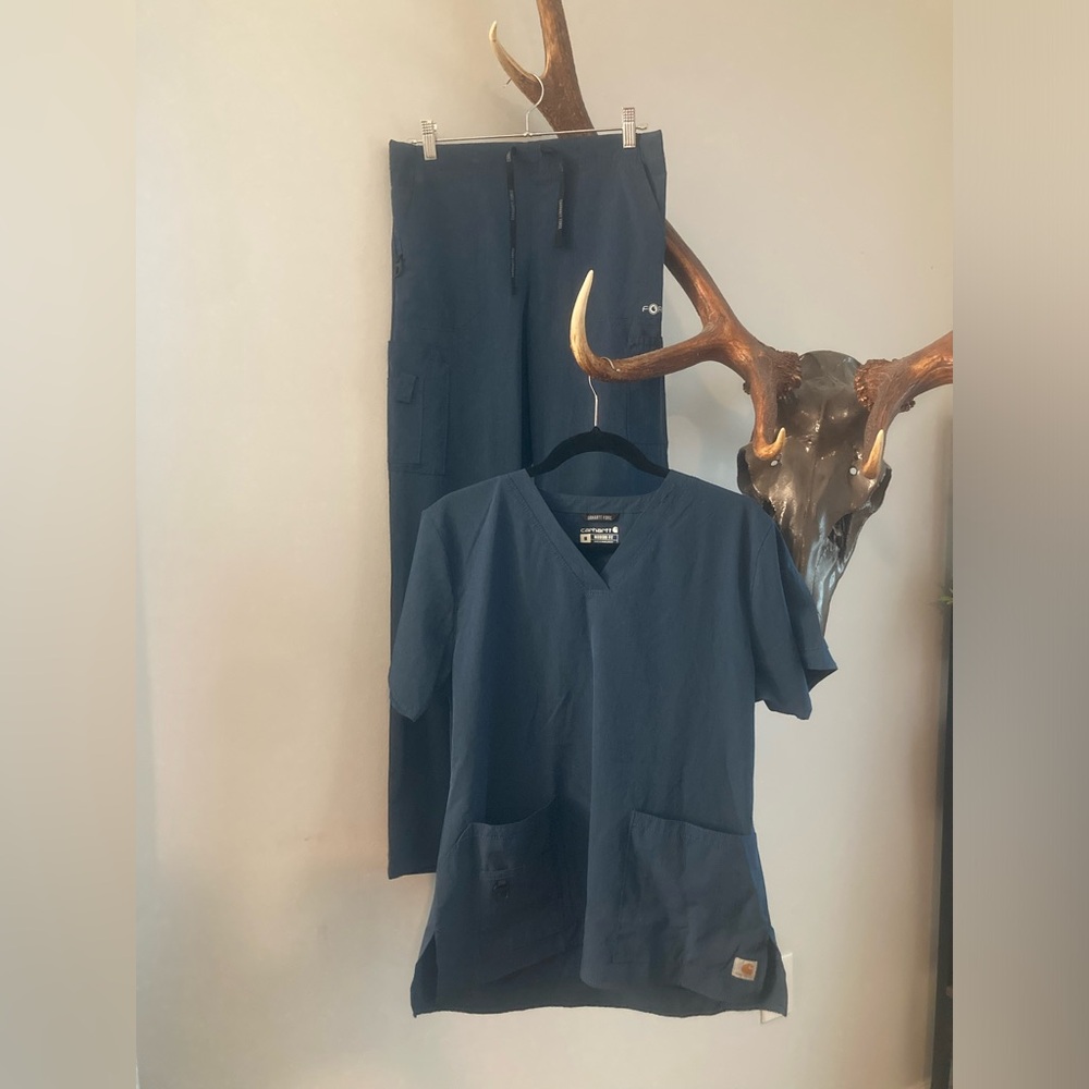 Carhartt Navy Scrub Set